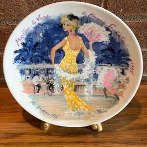 Porcelain Plate with Marlene la Vamp, la Femme Sophistiquee 1935